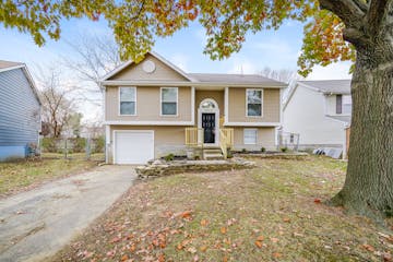6976 Endsleigh Dr Columbus, OH 43068